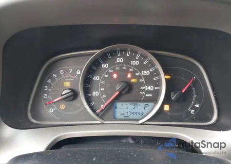 2013 Toyota Rav4 Xle z USA, uszkodzony, nr VIN 2T3RFREV0DW112572